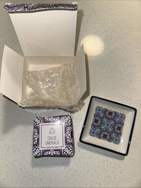 Emerald Luxury Bar Soap with Decorative Blue & Purple Ceramic Dish